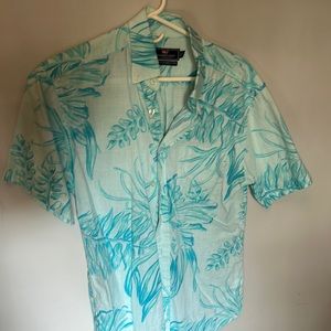 Vineyard Vines Casual button up